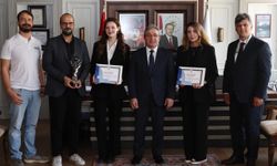 "Geleceğin İletişimcileri Yarışması"na DEÜ öğrencileri damga vurdu