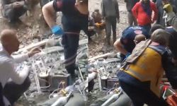 İnşaatta korkunç anlar: Beton kalıbı çöktü, işçiler yaralandı!