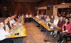 İZİKAD üyeleriyle buluştu: MEDSPARC Zirvesi için geri sayım başladı