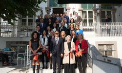 İzmir İl Millî Eğitim Müdürü Dr. Ömer Yahşi öğretmenlerle buluştu