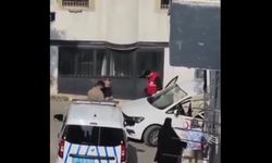 İzmir'de yemek dağıtan Kızılay aracına silahlı saldırı