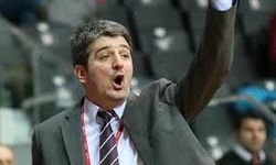 Karşıyaka’da Faruk Beşok dönemi sona erdi: Başantrenörle yollar ayrıldı!