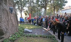 Karşıyaka'da anlamlı etkinlik: Üç vatan toprağı, Zübeyde Hanım'ın huzurunda