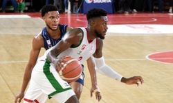 Karşıyaka’da yaprak dökümü sürüyor