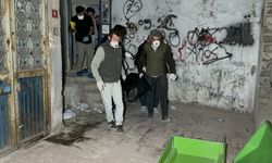 Kimse fark etmedi… Yalnız yaşayan adam evinde ölü bulundu