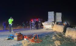 Korkunç kaza: Otomobil TIR'ın altına girdi, karı-koca hayatını kaybetti