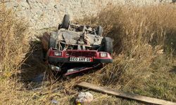 Korkutan kaza: Otomobil boş araziye uçtu, 5 yaralı!