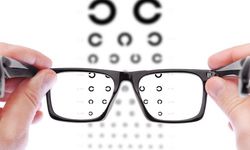 Önlem alınmayan presbiyopi, görme kaybına neden oluyor
