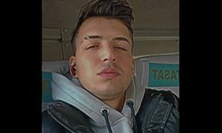 Park halindeki traktöre çarpan motosiklet sürücüsü hayatını kaybetti