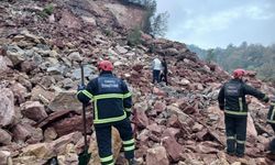 SON DAKİKA | Taş ocağında göçük: 2 işçi enkaz altında kaldı!