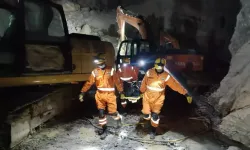 Hindistan'da taş ocağında göçük: 1 kişi öldü