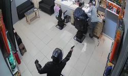 Tıraş ortasında d*hşet: Motosiketli iki kişi kurşun yağdırdı!