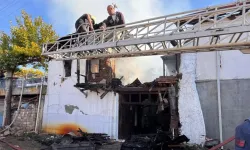 Elektrikli soba yine can aldı: Yaşlı çift yaşamını yitirdi