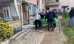 80 yaşındaki kadın evinde ölü bulundu