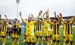 Aliağa FK evinde durdurulamıyor