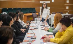 Bornova Belediyesi’nde Kadının İnsan Hakları Eğitimi Programı Başladı