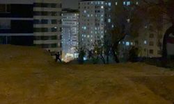 ‘Dur’ ihtarına uymayan araç polis memuruna çarptı: 4 kişi gözaltına alındı!