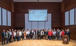 Akdeniz Dilleri Merkezi'nden sertifika coşkusu