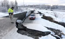 Alaska'daki 7 büyüklüğündeki deprem büyük panik yarattı