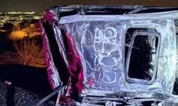 Alev alan otomobilde sürücü hayatını kaybetti