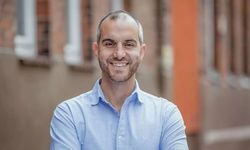 Almanya’nın ilk Türk kökenli Belediye Başkanı Belit Onay kimdir?