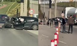 Gişelere çarpan otomobildeki anne ve oğlu hayatını kaybetti