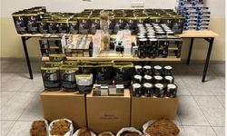 Araç ve işyerine şok baskın: On binlerce makaron yakalandı