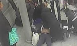 Bir anda yere yığıldı: İZBAN’da dakikalar hayat kurtardı!