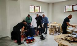 Boğazına yemek kaçan yaşlı adam hayatını kaybetti