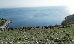 Büyükşehir, üniversite öğrencilerini tarih ve doğayla buluşturdu