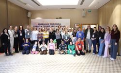 Çeşme'de sanatla terapi kampı: Eşitlikçi yaklaşımın yeni adımı