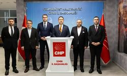 CHP'li Akdoğan'dan İzmir'de 'anayasa hatırlatması': Birileri için sefa, birileri için zulüm dönemi bitecek!