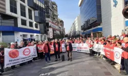 Dev Emekli-Sen İzmir’de sokağa çıktı: Geçinemiyoruz!