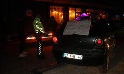 Doğum günü kutlaması faciayla sonuçlandı: Otomobil bahçe duvarına çarptı, yaralılar var!