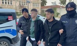 Gençler arasında bıçaklar konuştu: 3 yaralı, 2 tutuklama