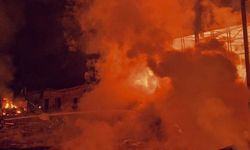 Hindistan'da kamyon otobüse çarptı: 9 ölü, 21 yaralı