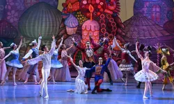 İzmir aralık ayında sanatla buluşuyor