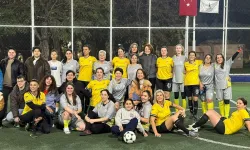 İzmir’de kadın futbolunda dostluk maçı