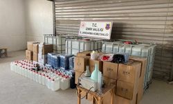 İzmir’de yılbaşı öncesi sahte alkol operasyonu: Binlerce litre kaçak etil alkol ele geçirildi
