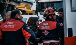 İzmir’i sarsan yangın: Mahsur kalanlar nefes kesen operasyonla kurtarıldı