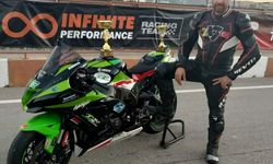 İzmir’i yasa boğan kaza: Şampiyon motosikletçi Özgür Çapacı son yolculuğuna uğurlandı