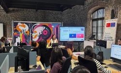 İzmirli gençler, teknoloji ve inovasyonla buluşuyor
