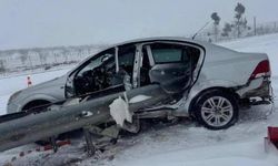 Kaygan yolda feci kaza: 1 kişi hayatını kaybetti