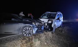 Korkutan kaza: Araçlar hurdaya döndü, yaralılar var!