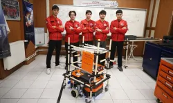 Liselilerin otonom robotu “Vektör”e sanayide büyük ilgi
