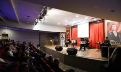 Mahzuni'nin ezgileri Çiğli'de yankılandı