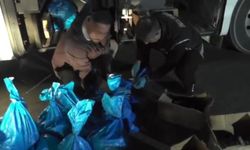 Otobüste silah operasyonu! 5 tutuklama, binlerce parça ele geçti