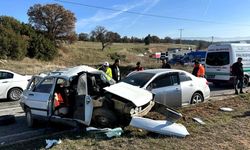 Otomobilin çarptığı yaşlı çift hayatını kaybetti