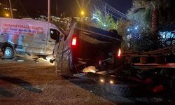 Park halindeki araca çarpan kamyonetin sürücüsü öldü