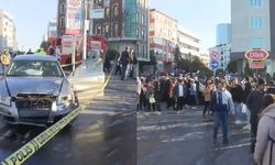 SON DAKİKA | Otomobil yaya geçidine daldı: Çok sayıda yaralı var